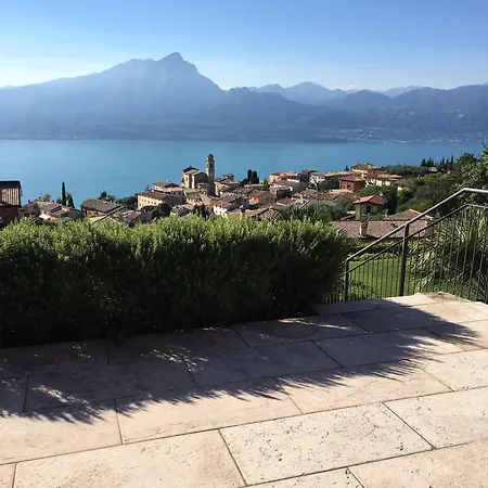 Bella Vista Am Gardasee - アパート